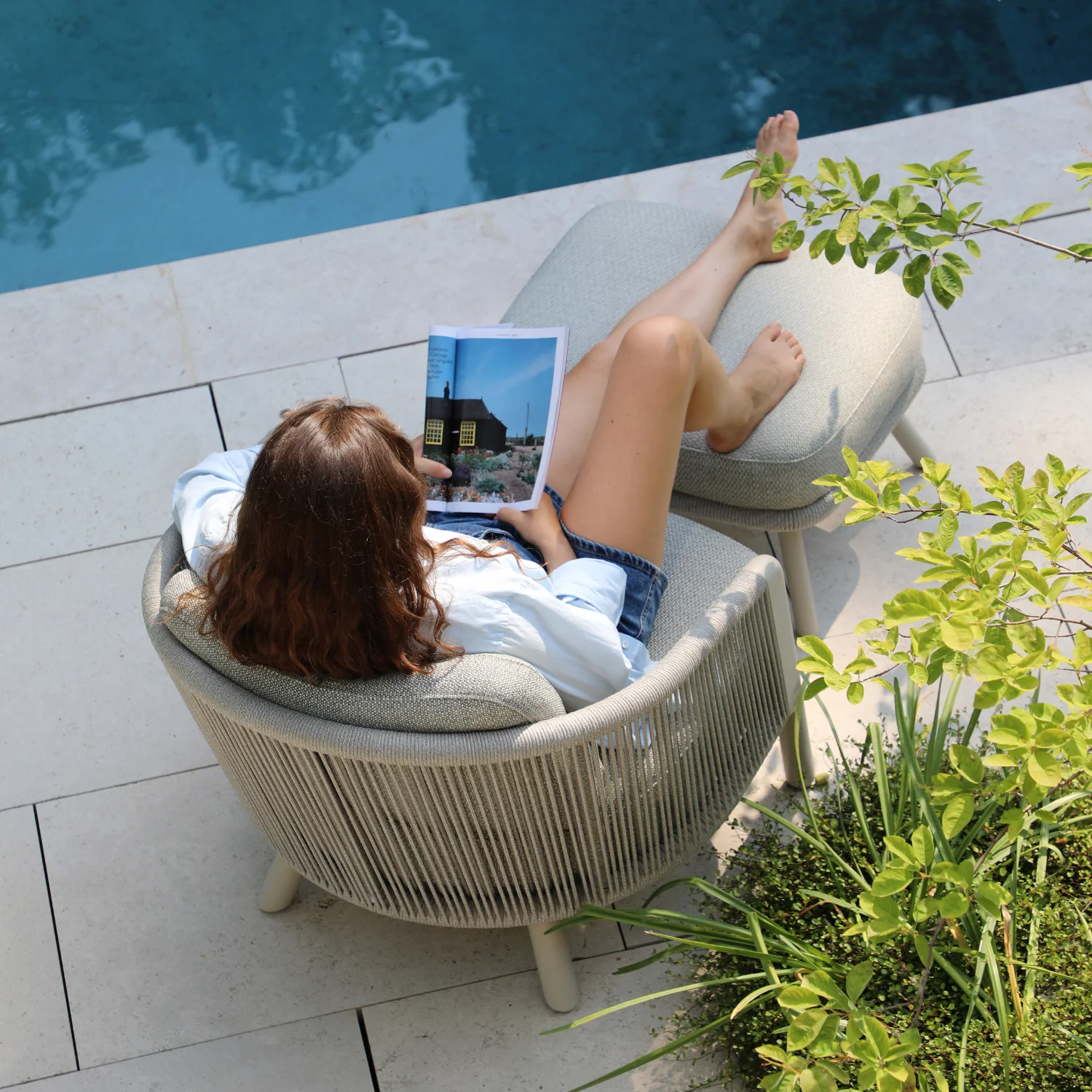 Alta II Outdoor Beige Lounge Chair - Image 3