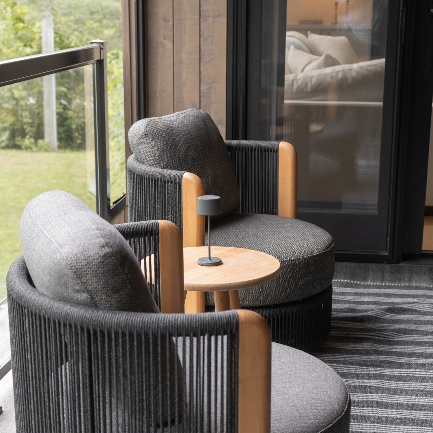 Alta II Outdoor Charcoal Swivel Chair - Image 2