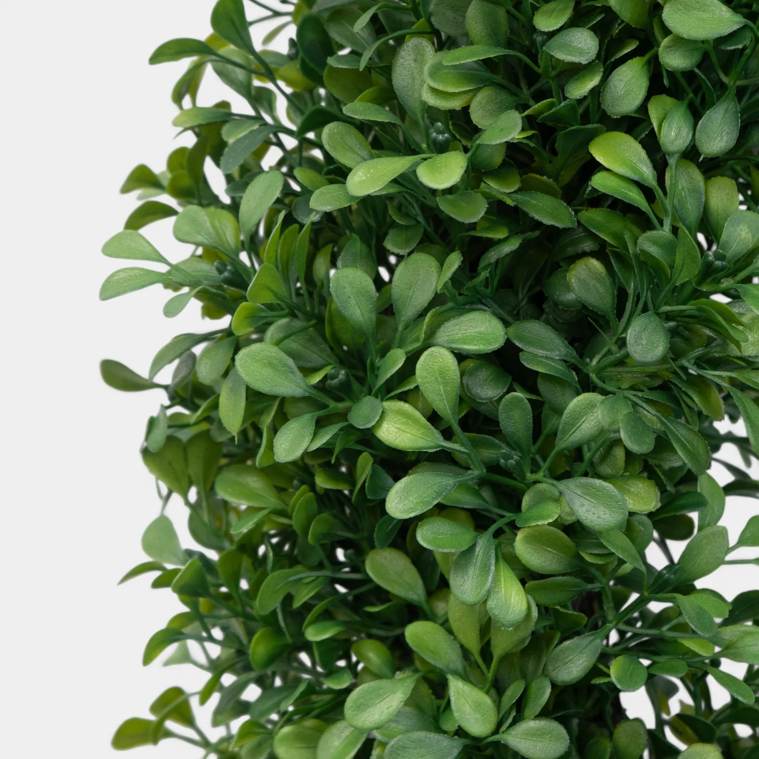 Artificial Outdoor 22" Boxwood Wreath - Image 3