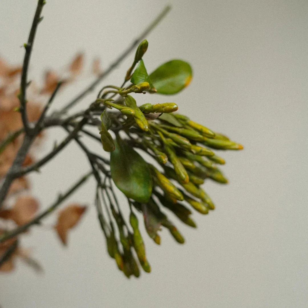 Artificial Wild Flower Spray - Image 4