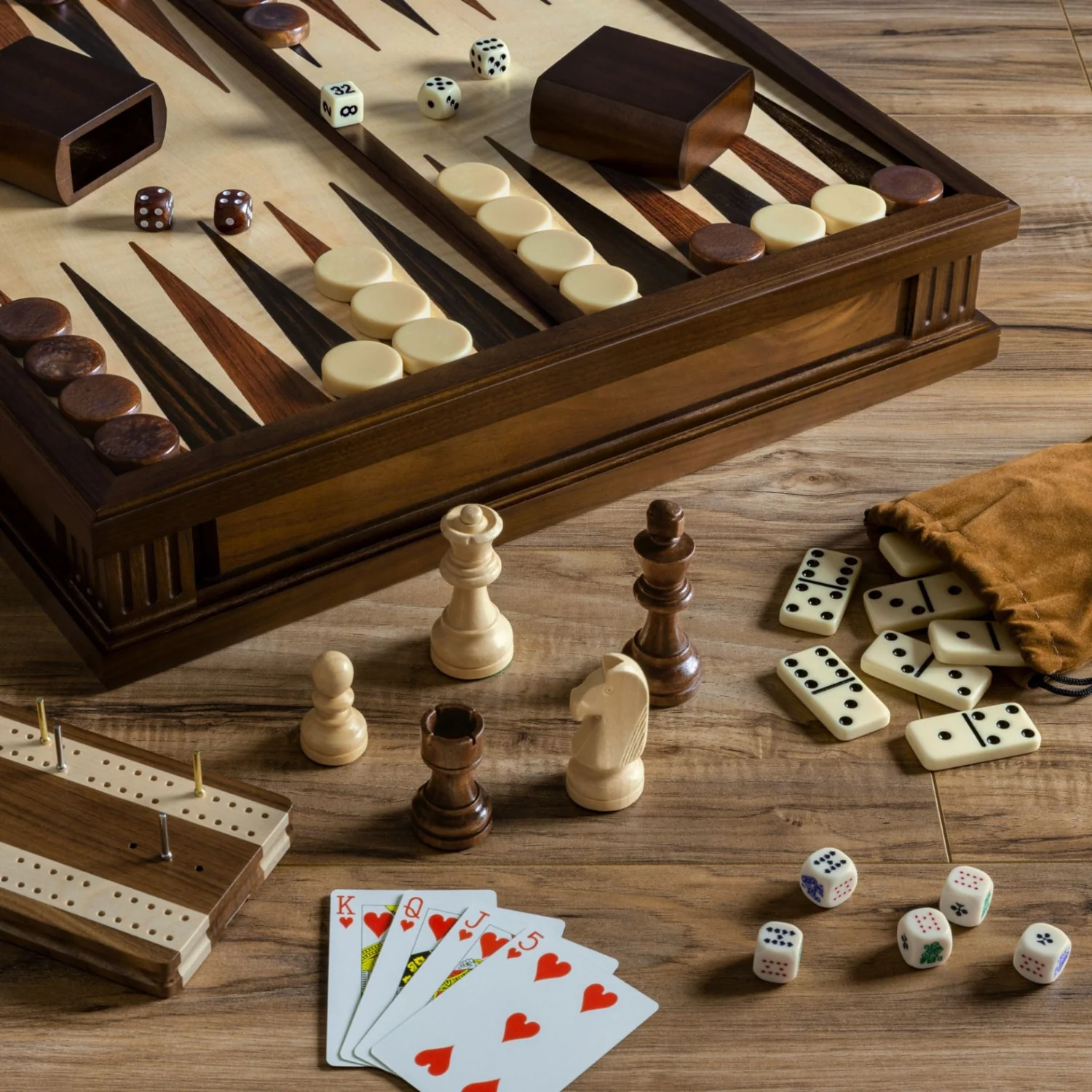 Chess 7-in-1 Walnut Game Board Set - Image 4