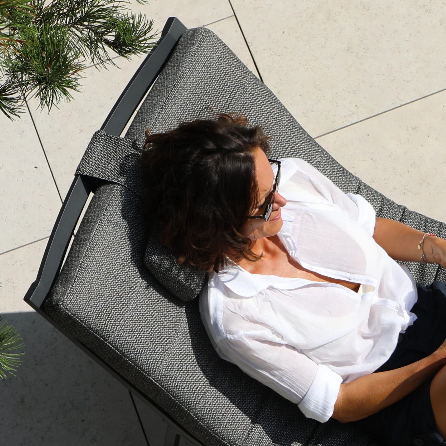 Curl Sun Lounger - Image 4