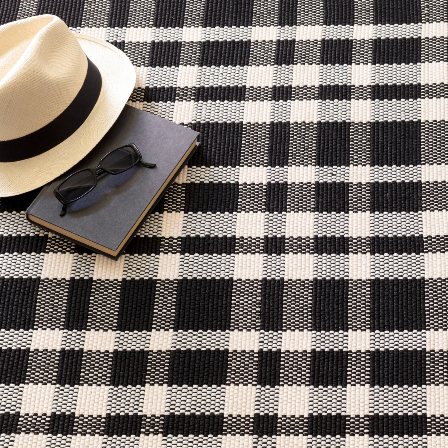 Dash & Albert Tattersall Black Indoor/Outdoor Rug - Image 3