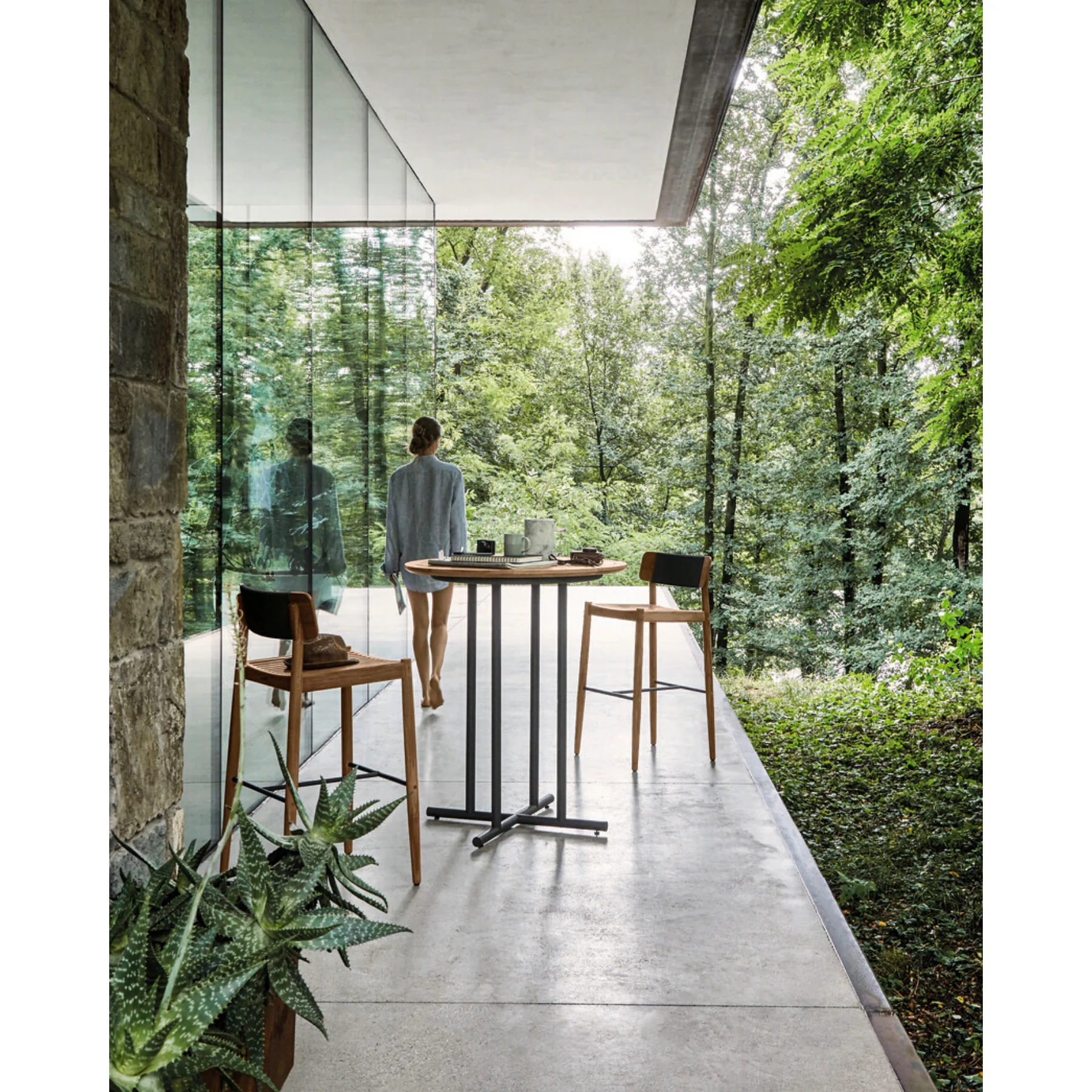 Gloster Archi Bar Stool - Image 2