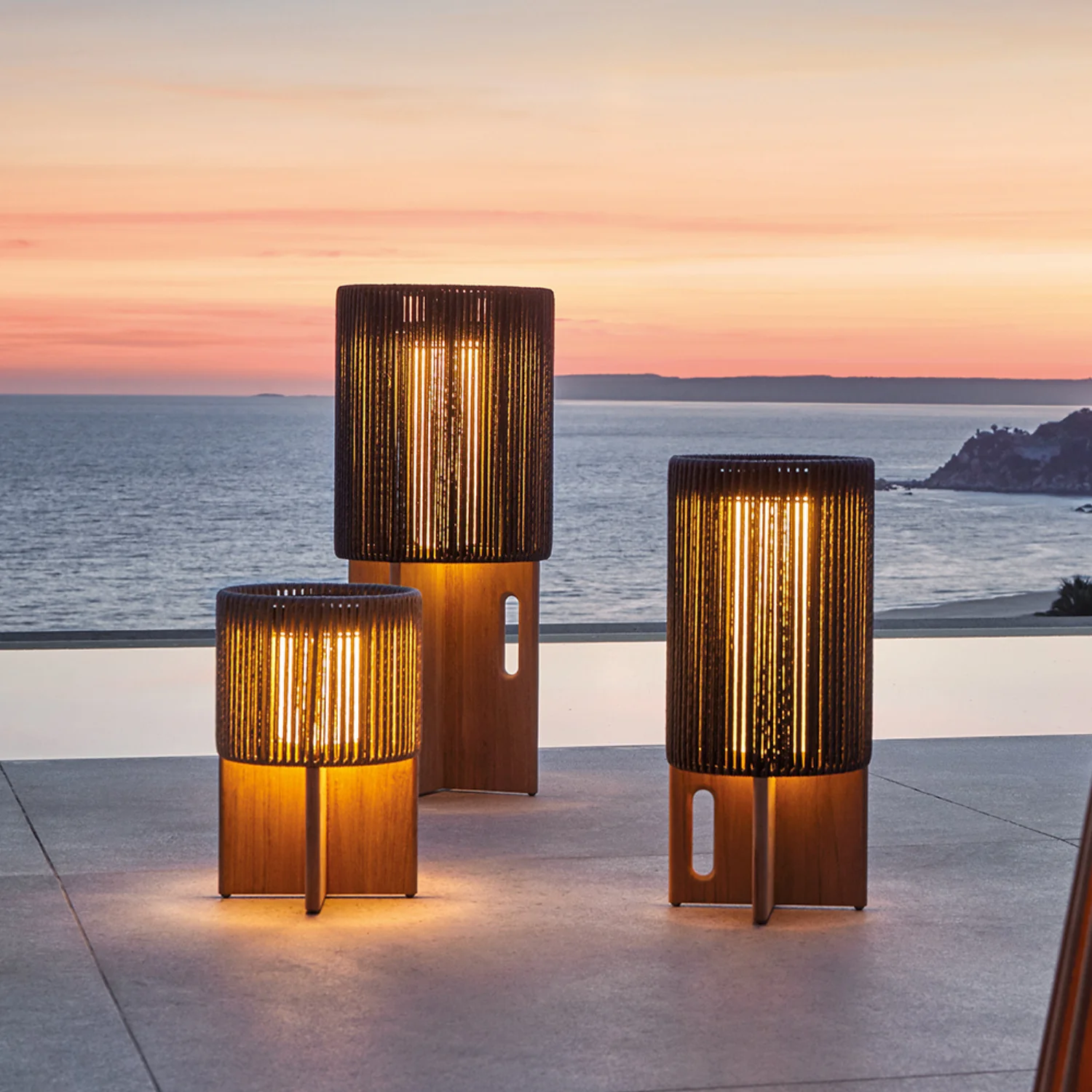 Gloster Compass Lanterns - Image 2
