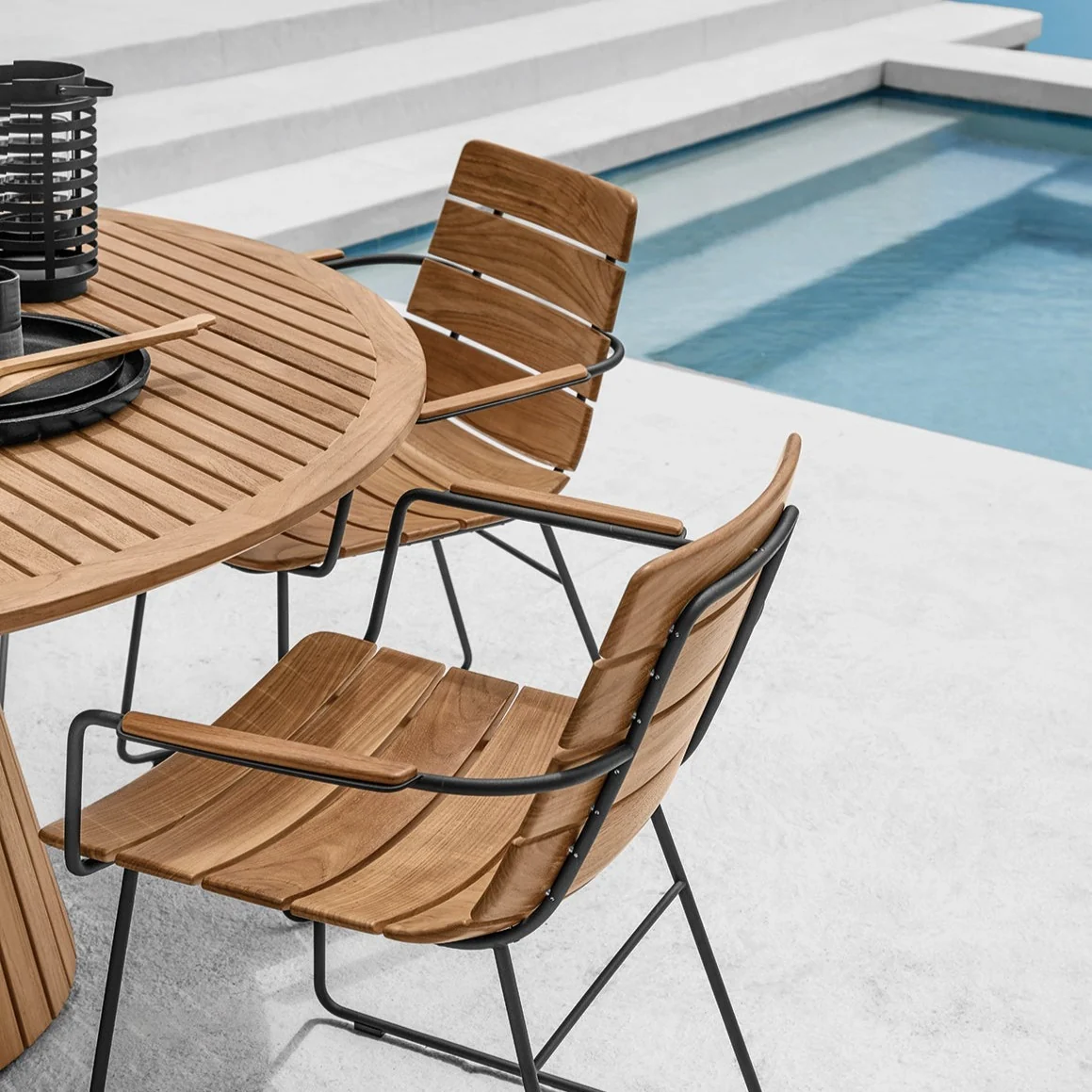 Gloster Whirl 59" Round Teak Dining Table - Image 3