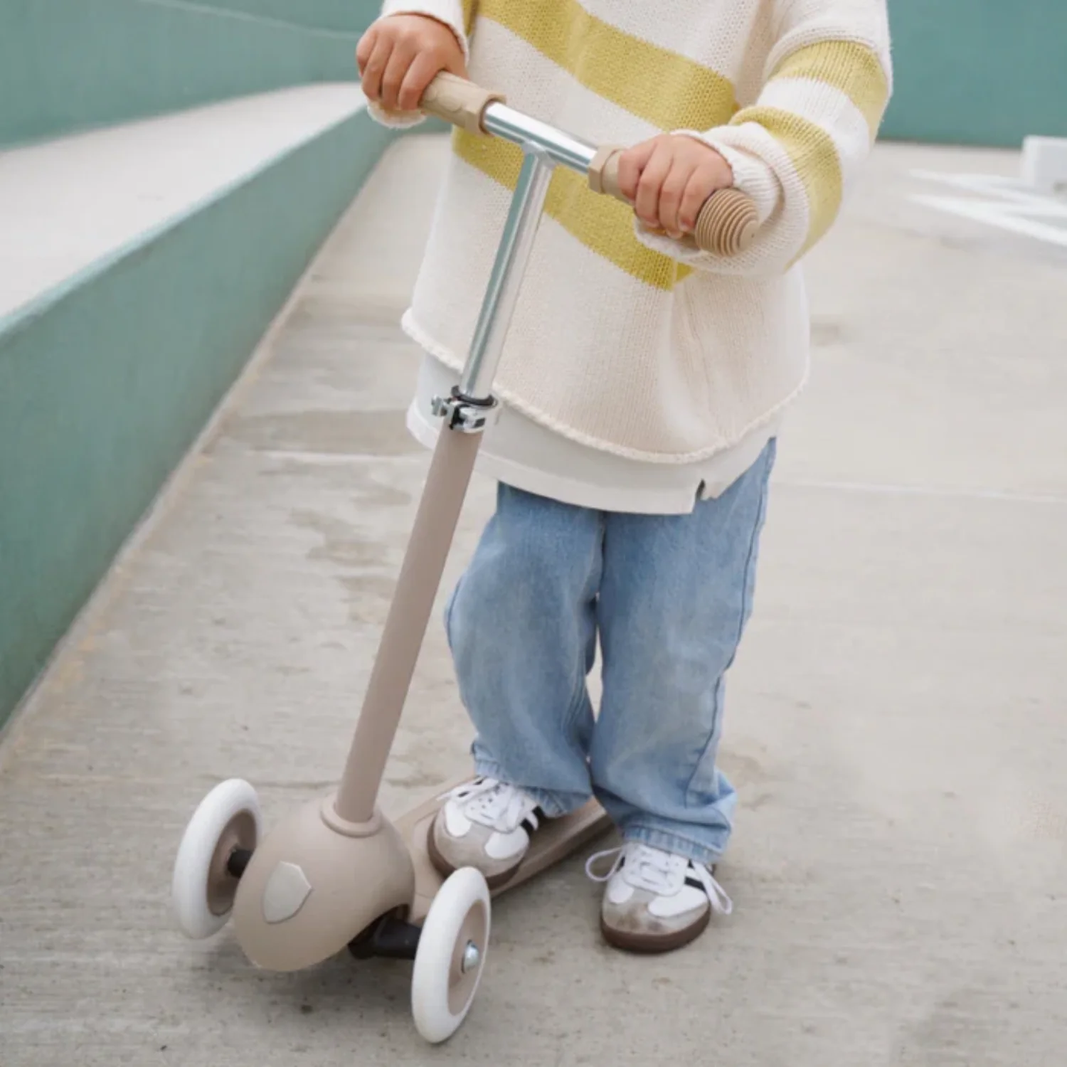 Kids Eco Scooter Sand - Image 3