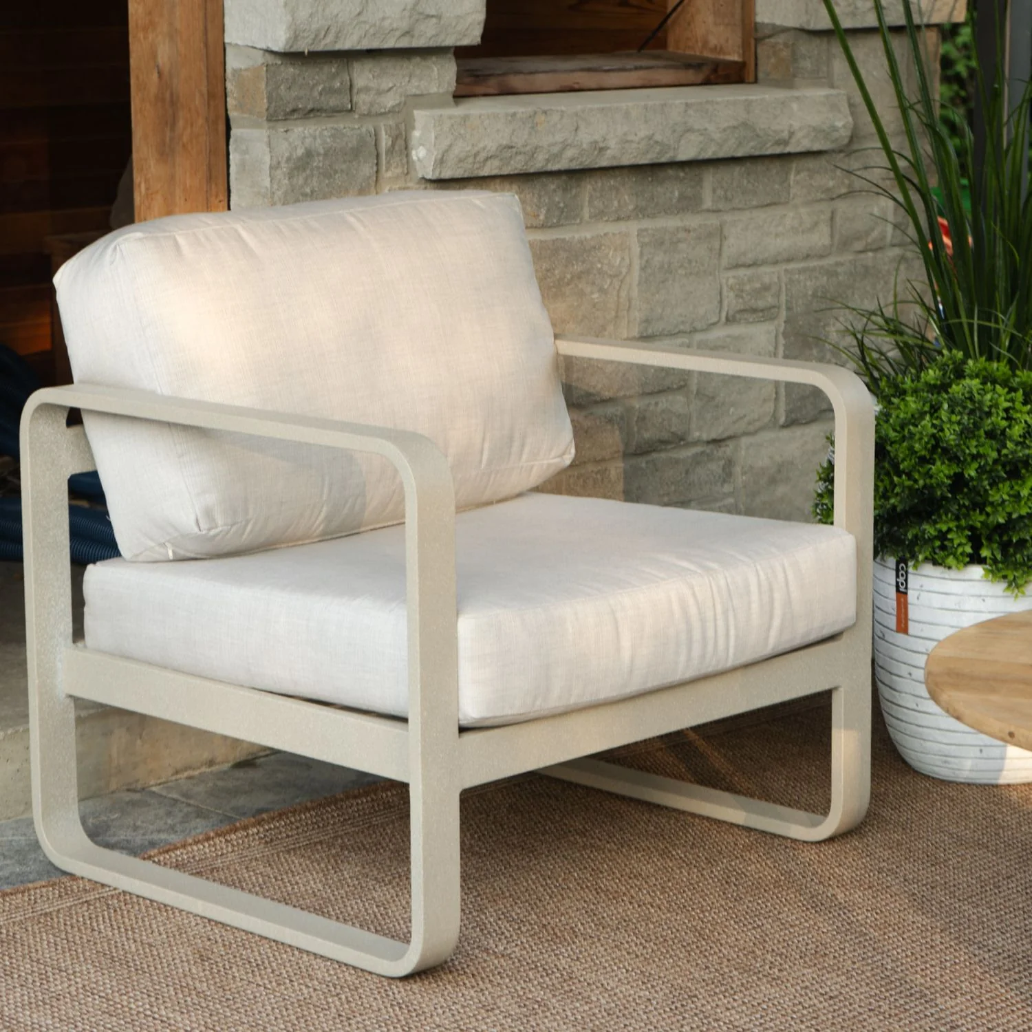 Loft Club Chair - Image 3
