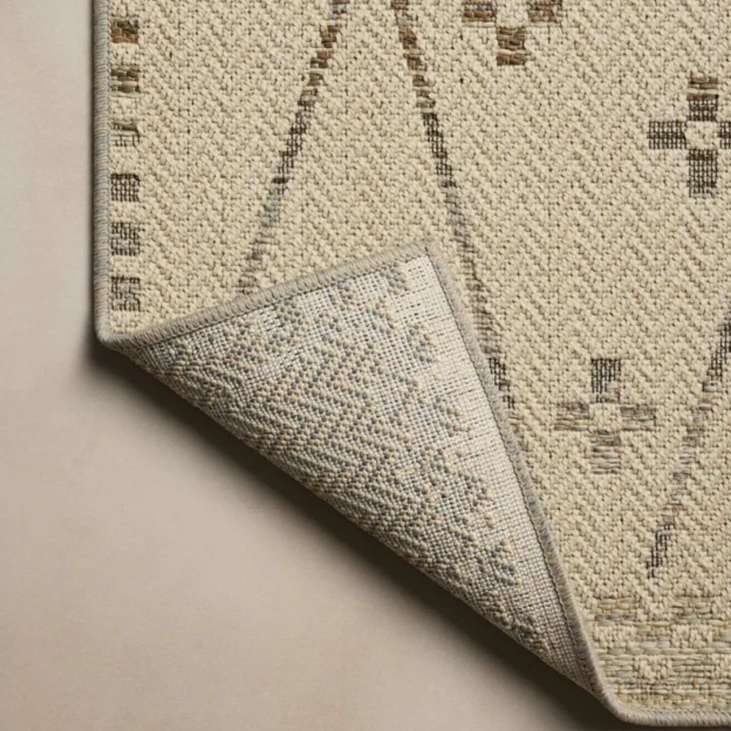 Loloi Saylor Ivory/Pebble Outdoor Rug - Image 3