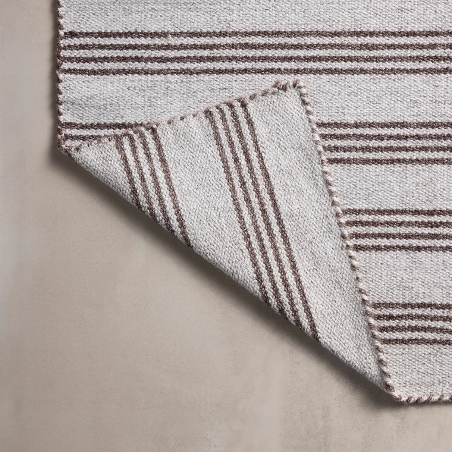 Magnolia Home x Loloi Charlie Silver/Bark Outdoor Rug - Image 5