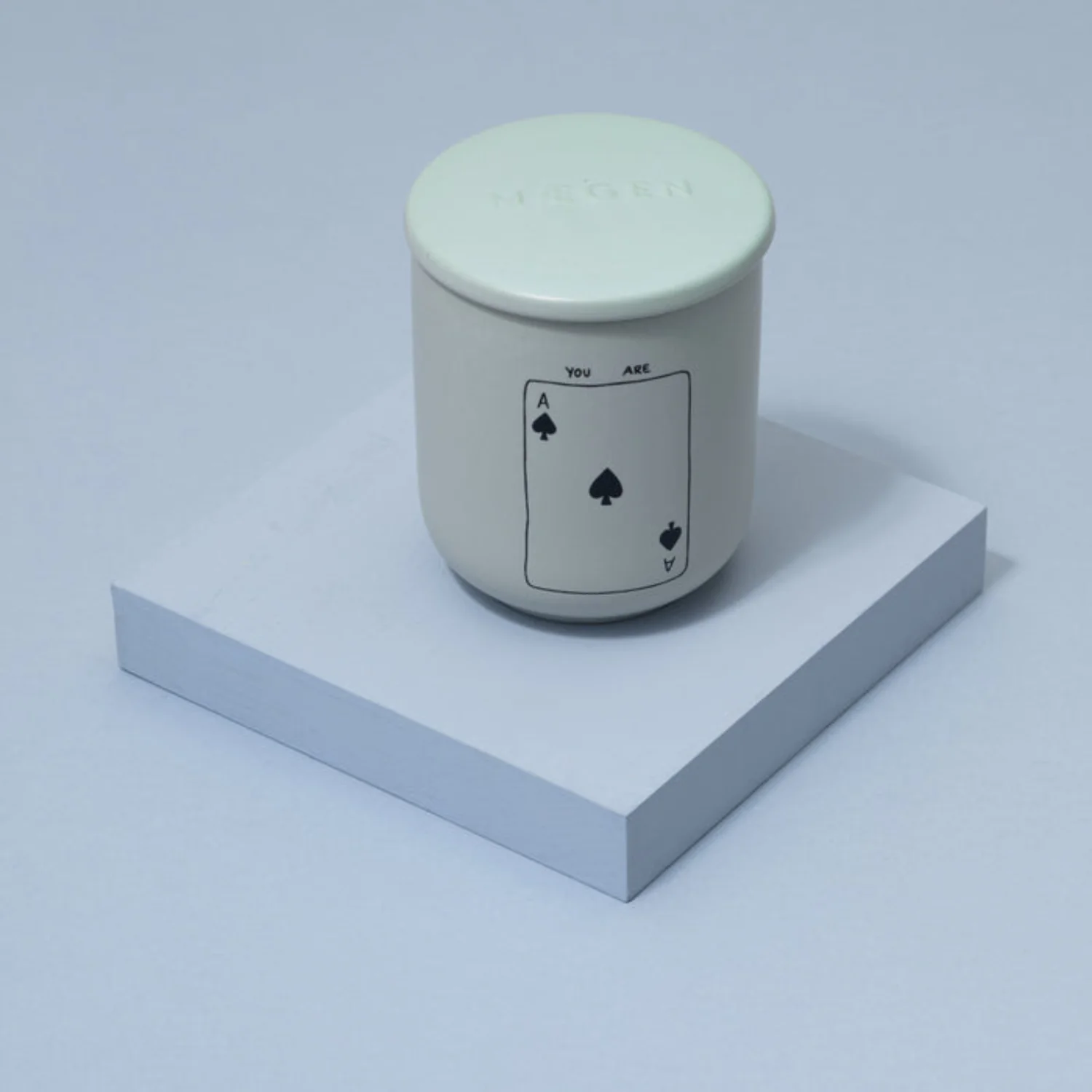 Ace Modern Muse Ceramic 8.5oz Candle - Aromatic Woods - Image 2