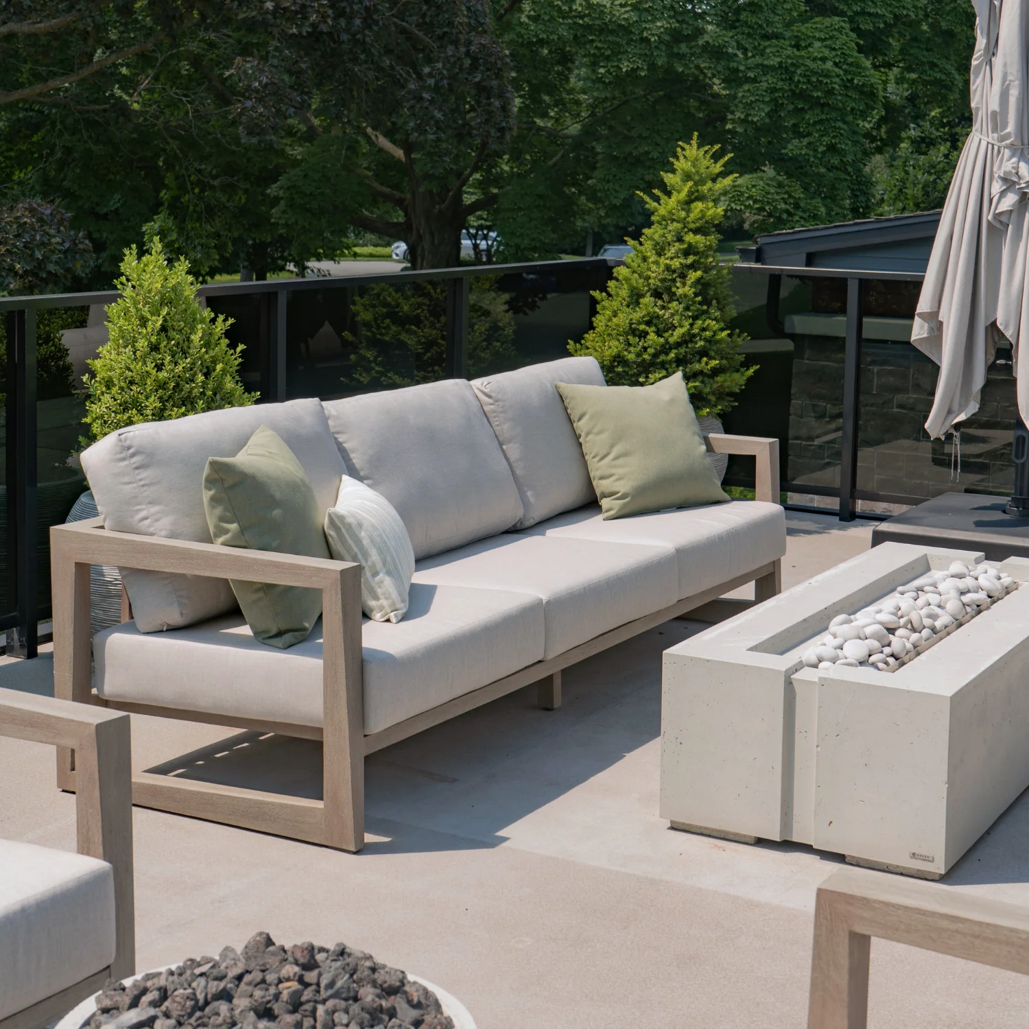 Nova Sofa - Image 7