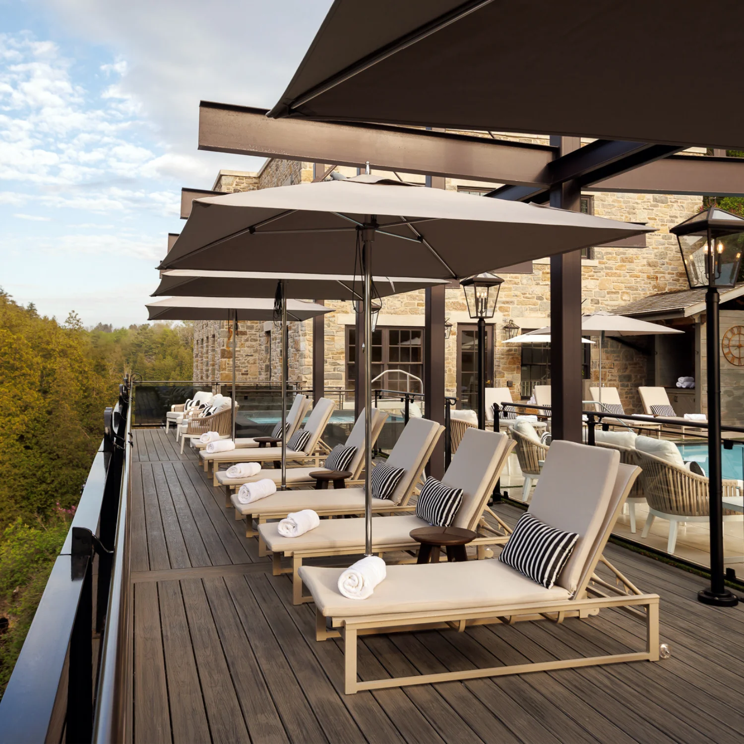 Contempo Chaise Lounge - Image 2