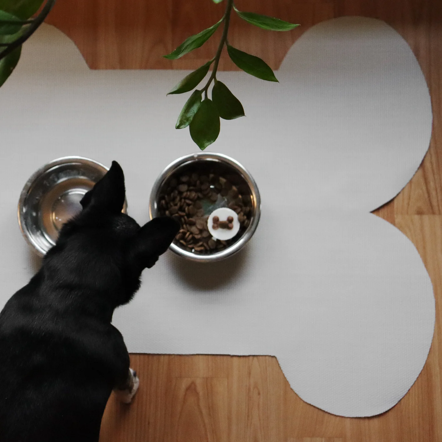 Porcelain Dog Bone Pet Mat - Image 2