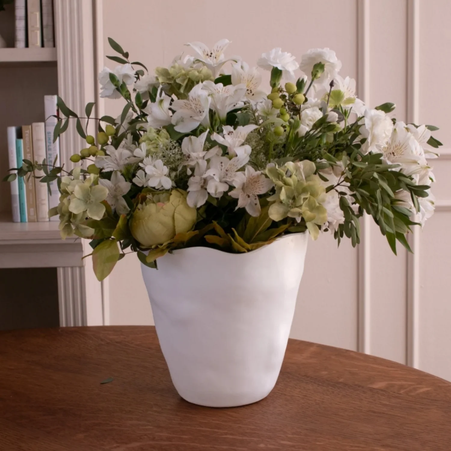 Sculpted Champagne Bucket - Image 2
