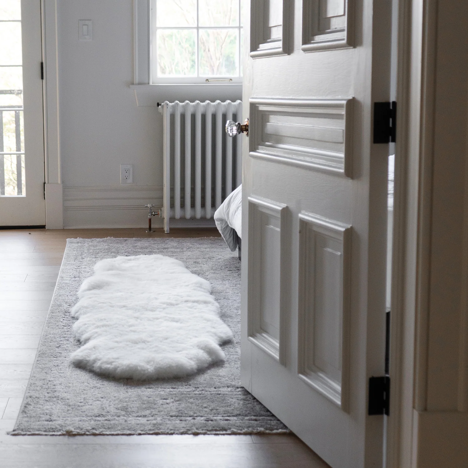 Shorn White Sheepskin Throw - Image 8