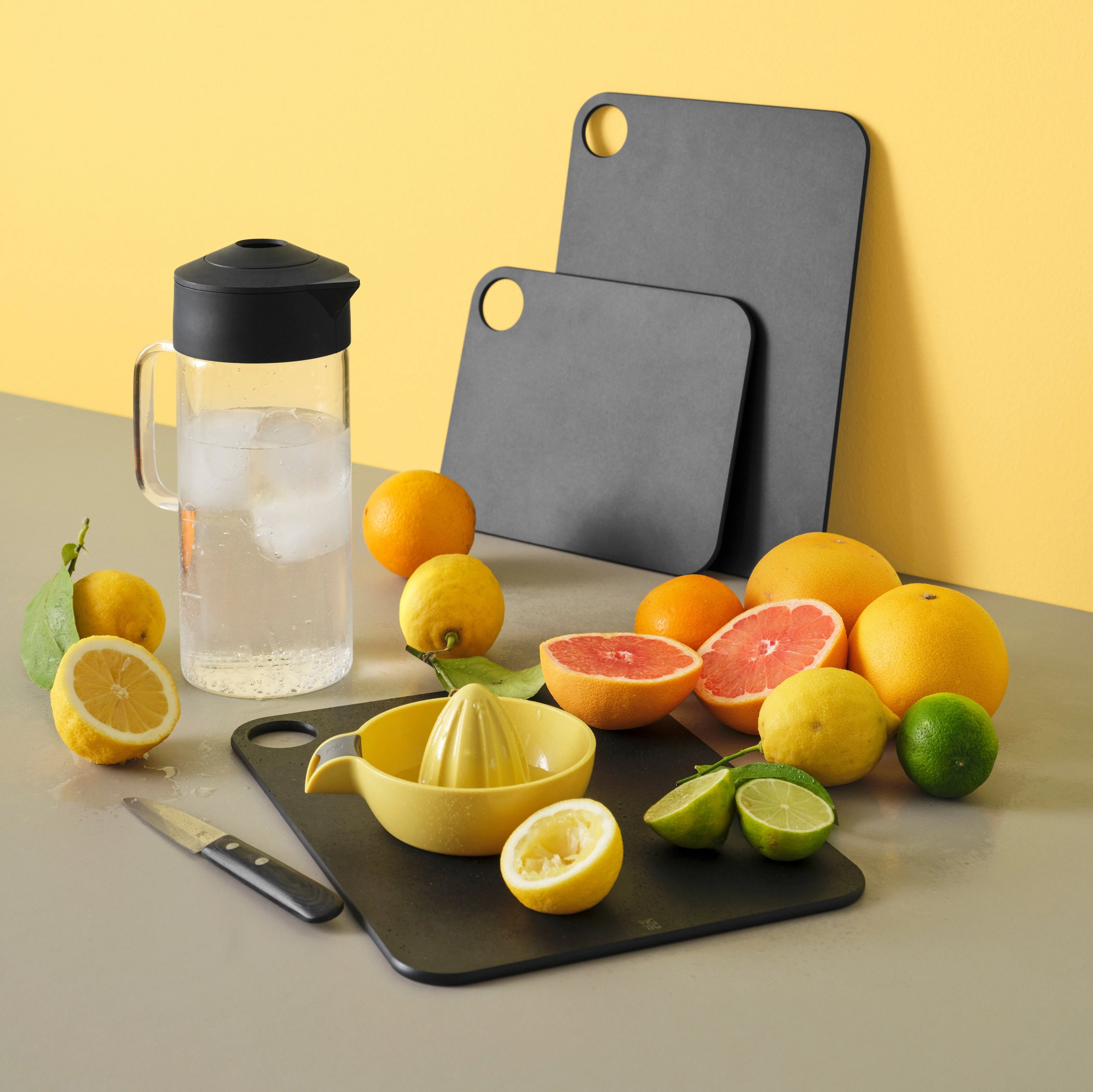 Soren Black Chopping Board - Image 3