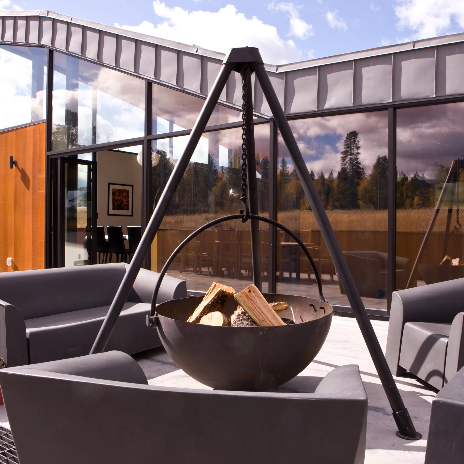 The Ranch Boss 42D Outdoor Wood Burning Fire Pit - Image 3