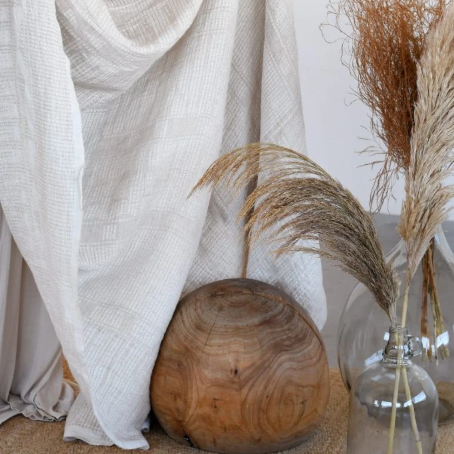 White Sand French Linen Bed Throw - Image 4